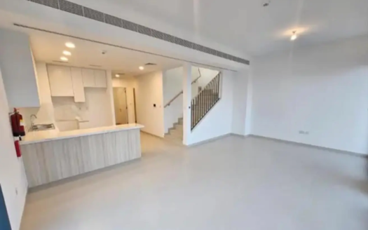 Townhouse with Large Layout